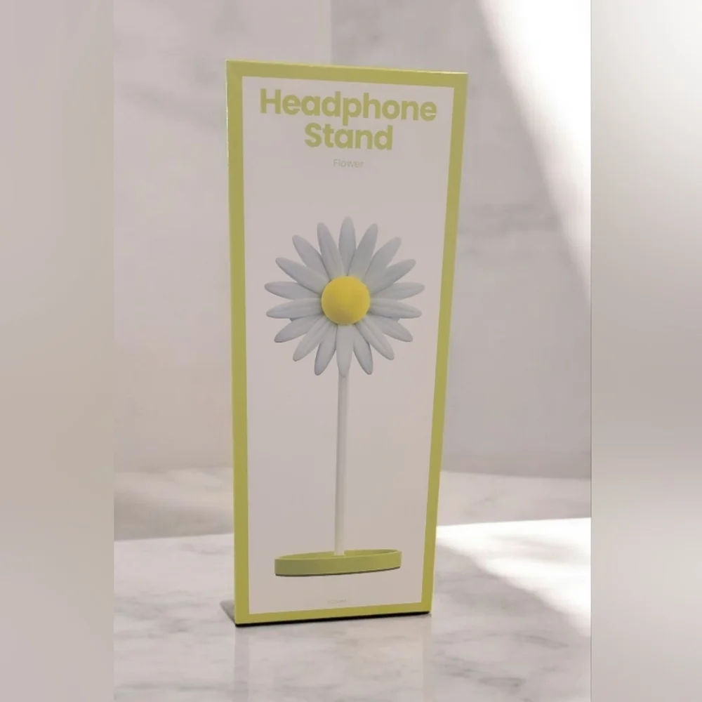 Flower Headphone Stand - White and Yellow - Picture 1 of 2